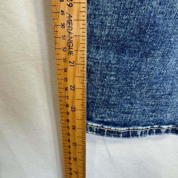 BKE Buckle Stella Capril Slim Low Rise Jeans Womens Size 32 Dark Blue Distressed - Picture 7 of 10